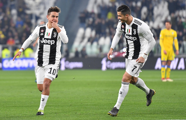 每体：巴萨仍未对莱万做决定，在关注小蜘蛛、凯恩、吉拉西等